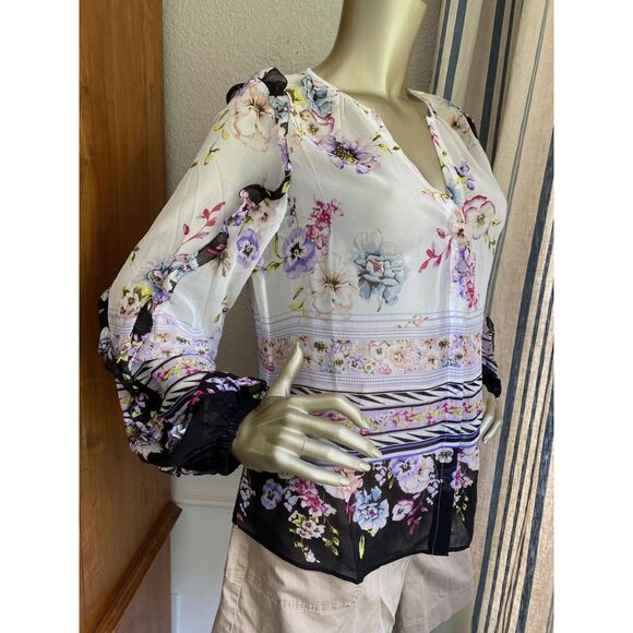 NWT White House Black Market Floral Print Ruffle Trim Blouse S - Picture 5 of 8